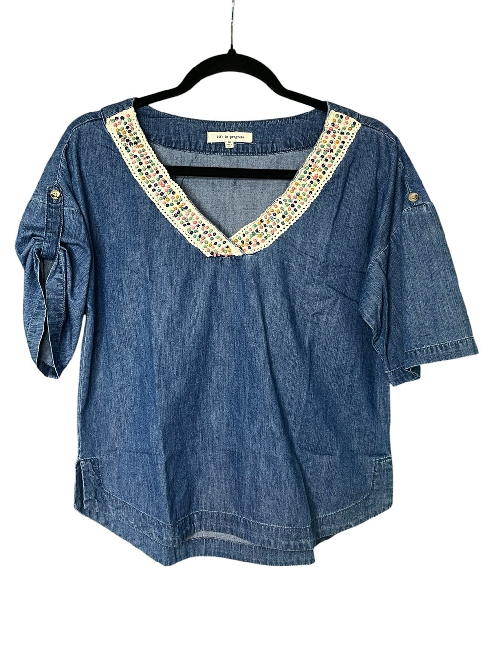 Life in Progress Chambray Top XS Beaded Crochet V-Neck Roll-Tab Sleeves